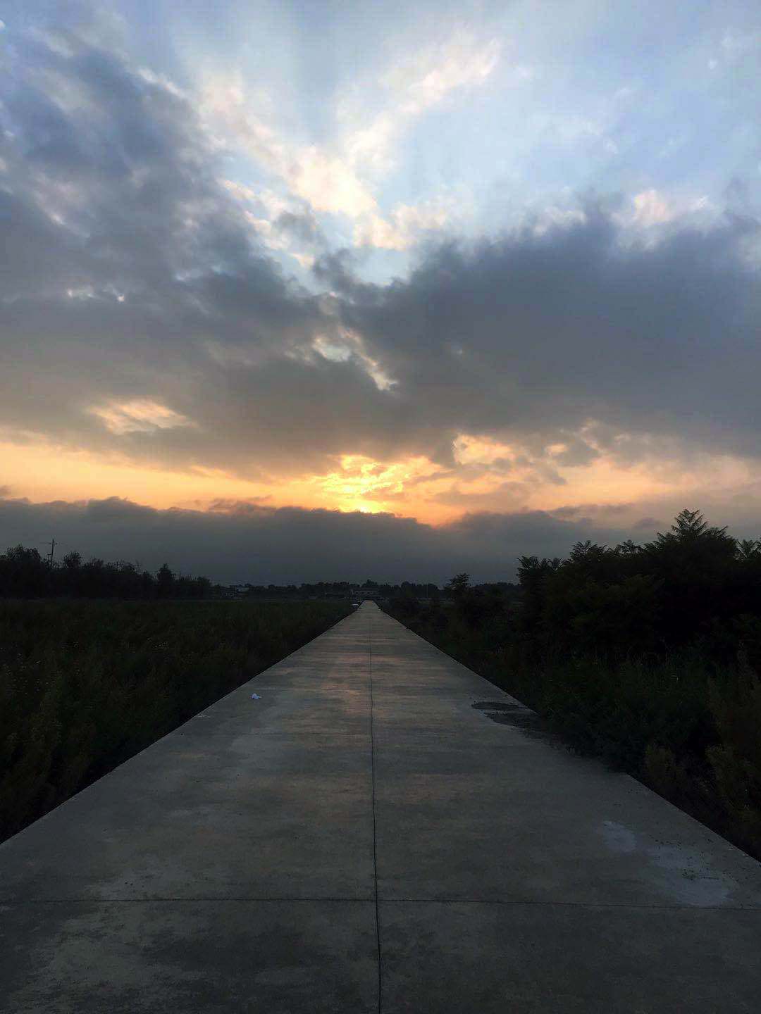 那个我们已经走远了